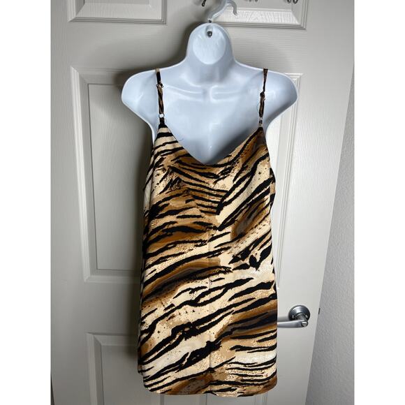 Ashley Stewart Women's Animal Print Cami Blouse Black/Tan NEW ~ Size 14/16 - Picture 3 of 4